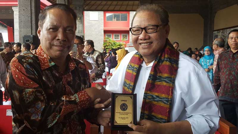 Gelorakan “Gerakan Mahasiswa Pengusaha”, UMSU dan Kementerian Koperasi & UKM Tandatangani MoU